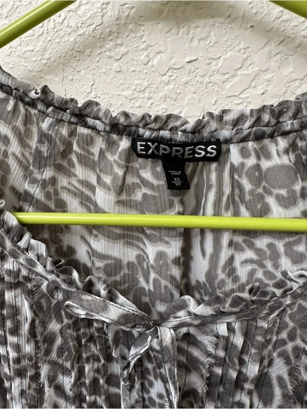 Express Gray Animal Print Pintuck Tie-Neck Blouse - Picture 2 of 3